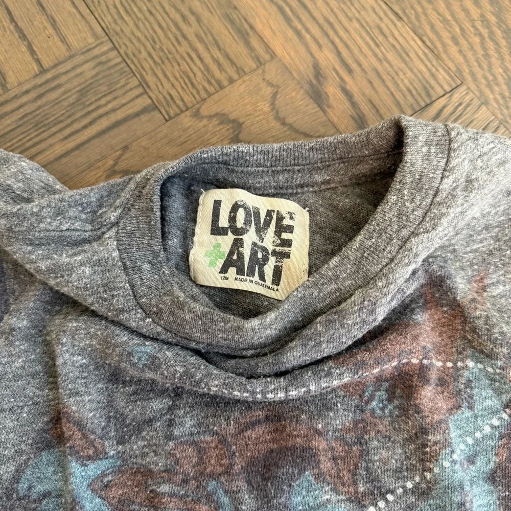 “Vintage” Superman Gray Kids T-Shirt 12 month - Picture 3 of 5